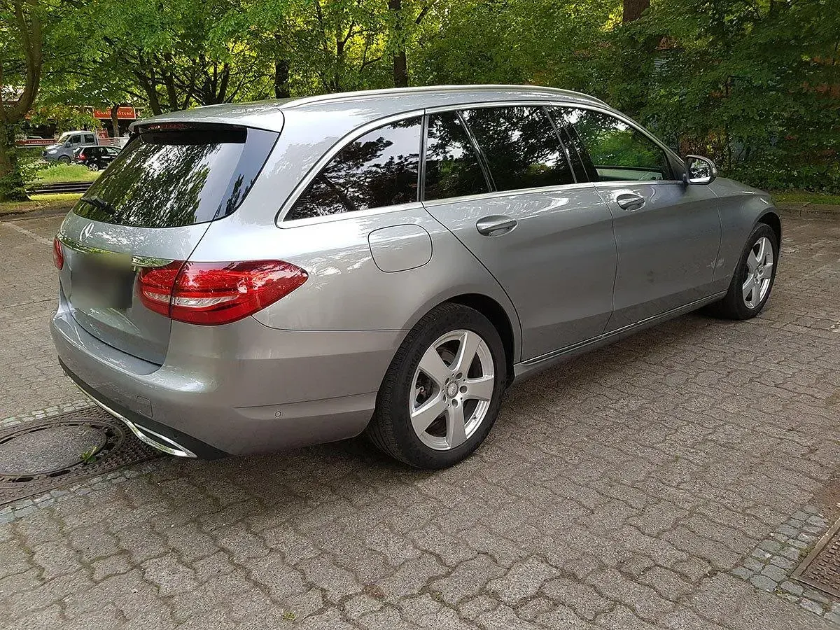 Gebraucht Mercedes C220 Exclusive 170 PS (125 kW) 2014 Grau Kombi