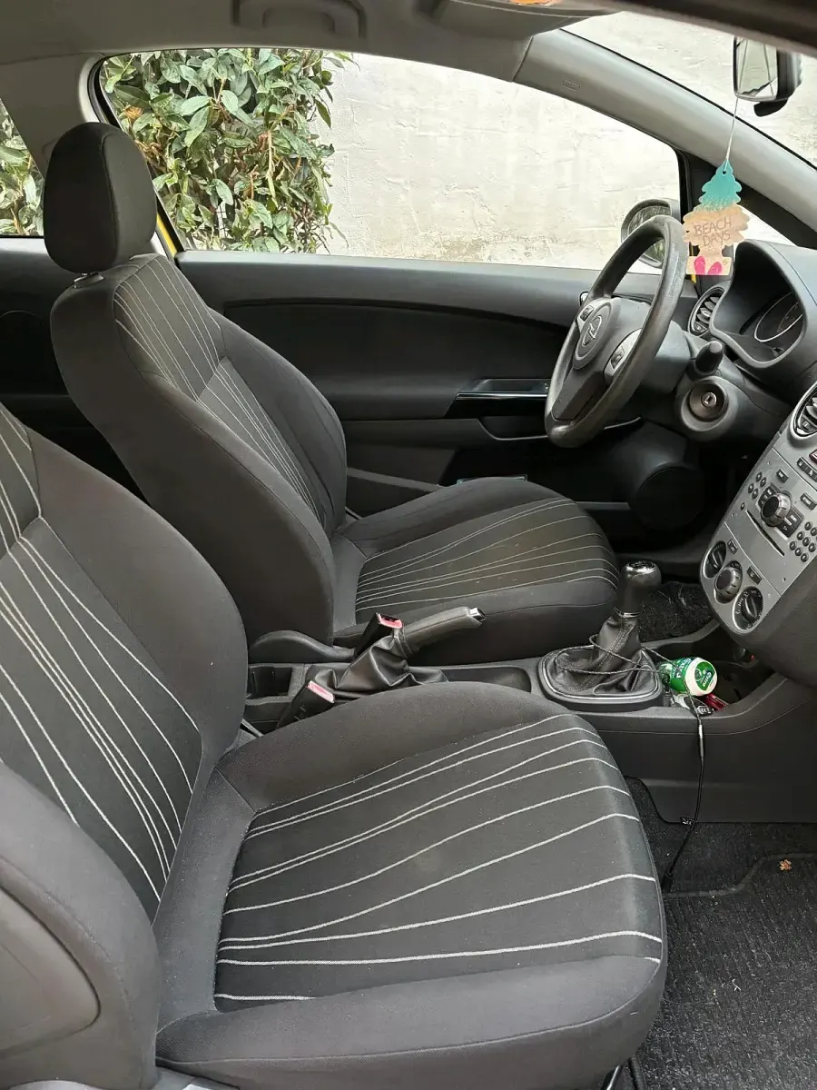 Gebraucht Opel Corsa 80 PS (58 kW) 2009 Gelb Kleinwagen
