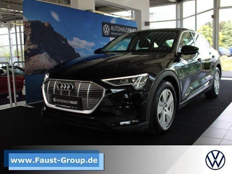 Schwarz Gebraucht 2022 Audi e-tron Comfort SUV | 29.750 € (Fairer Preis) - Bild 1/4