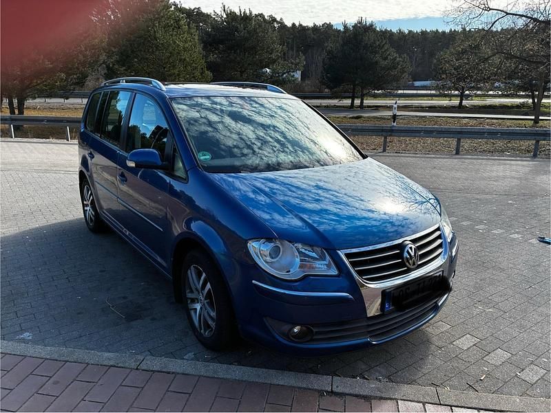 Gebraucht VW Touran 140 PS (102 kW) 2007 Blau Van / Kleinbus