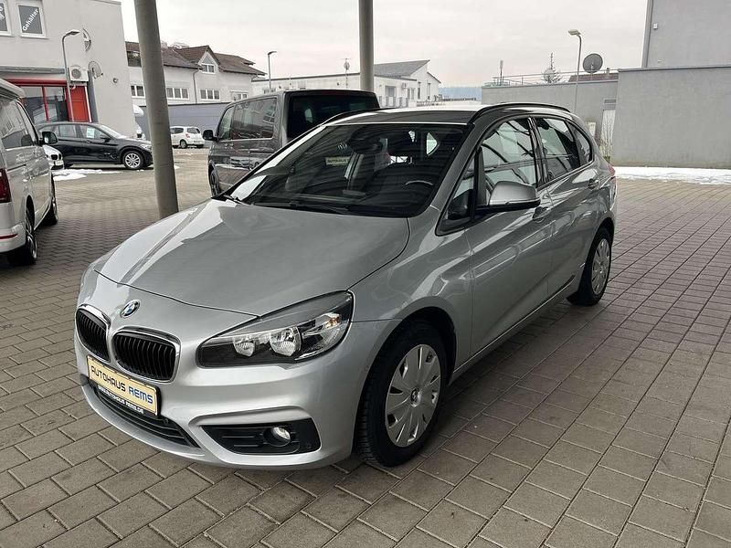Gebraucht BMW 218 136 PS (100 kW) 2016 Glaciersilber Kombi