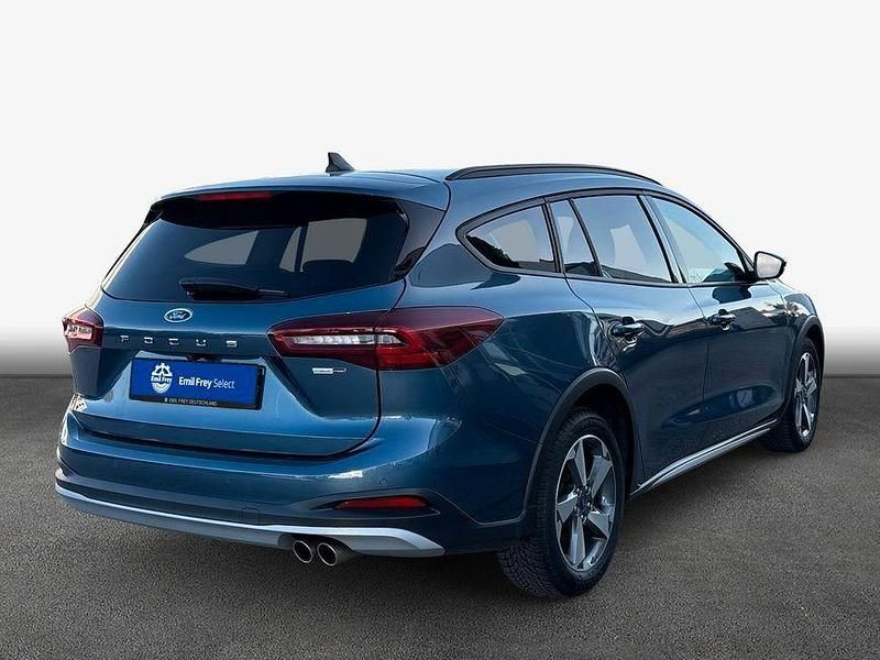 Gebraucht Ford Focus Active X 155 PS (114 kW) 2023 Blue metallic Kombi