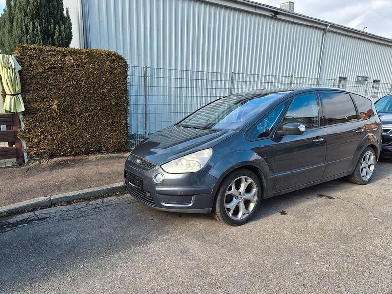 Gebraucht Ford S-MAX Titanium 175 PS (128 kW) 2008 Grau Van / Kleinbus
