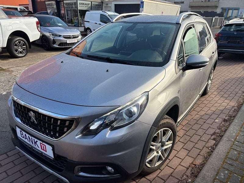 Gebraucht Peugeot 2008 Allure 110 PS (80 kW) 2017 Silber SUV