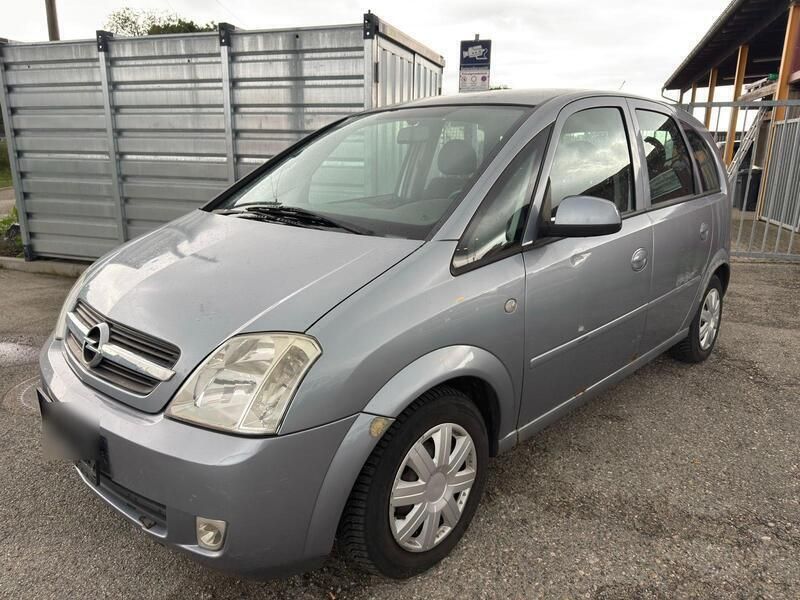 Silber Gebraucht 2005 Opel Meriva Van / Kleinbus | 600 € (Superpreis) - Bild 1/4