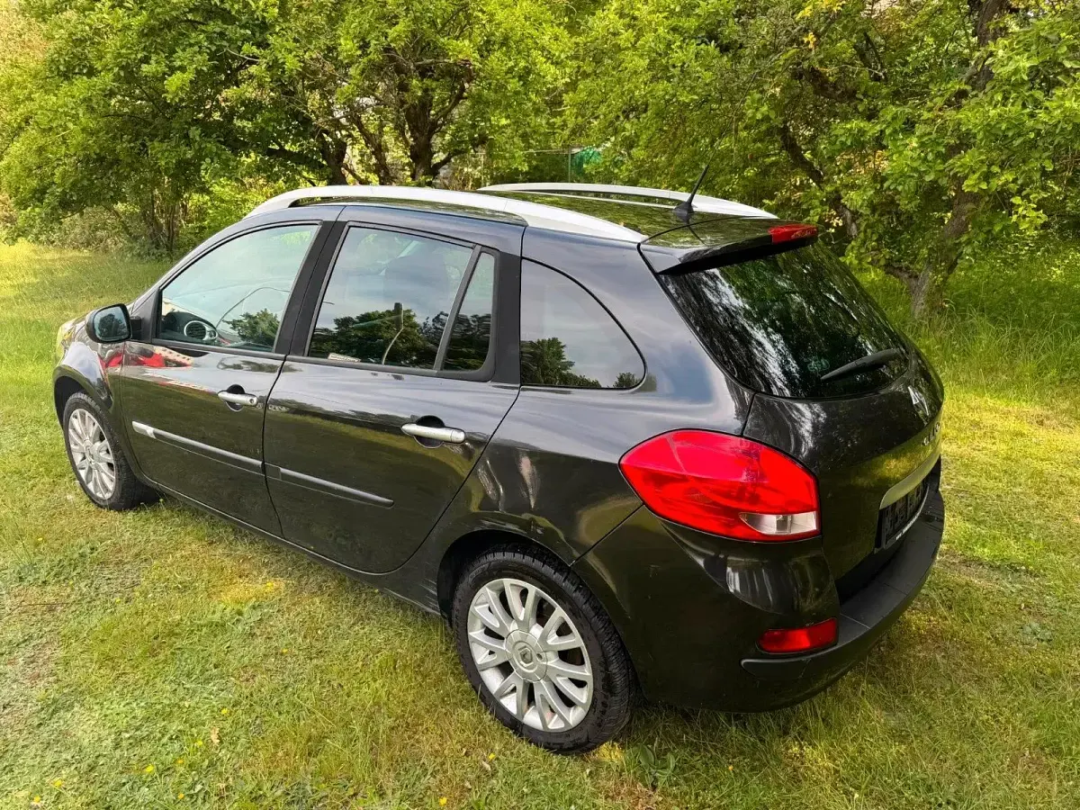 Gebraucht Renault Clio 100 PS (73 kW) 2009 Schwarz Kombi