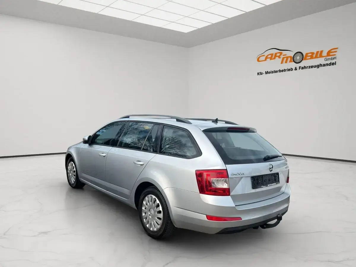 Gebraucht Skoda Octavia Style 150 PS (110 kW) 2016 Silber Kleinwagen
