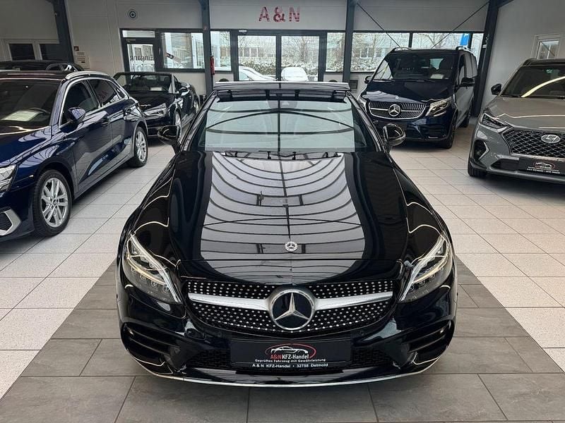 Gebraucht Mercedes C180 AMG line 156 PS (114 kW) 2019 Schwarz Cabrio