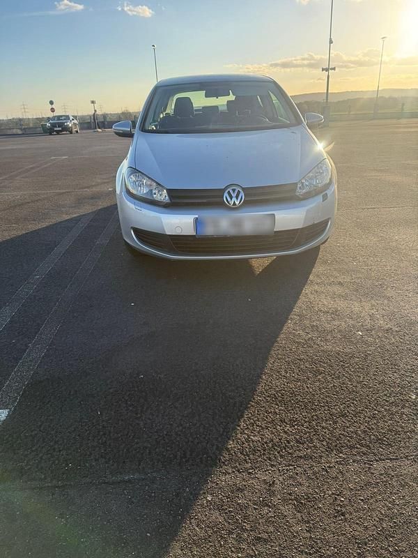 Gebraucht VW Golf VI 86 PS (63 kW) 2009 Silber Kleinwagen