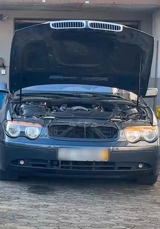 Gebraucht BMW 745 333 PS (244 kW) 2002 Blau Limousine