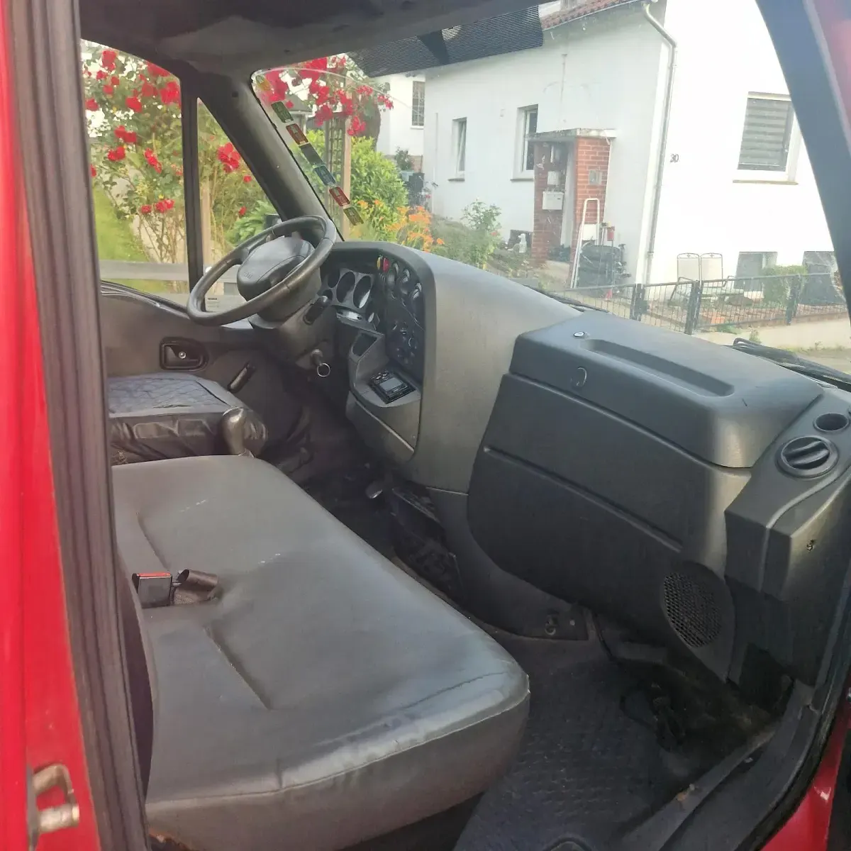 Gebraucht Iveco Daily 105 PS (77 kW) 2002 Weiß Van / Kleinbus