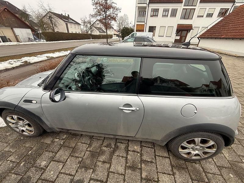 Gebraucht Mini Cooper 116 PS (85 kW) 2004 Silber Kleinwagen