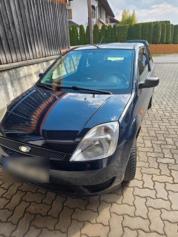 Gebraucht Ford Fiesta 60 PS (44 kW) 2005 Blau Kleinwagen