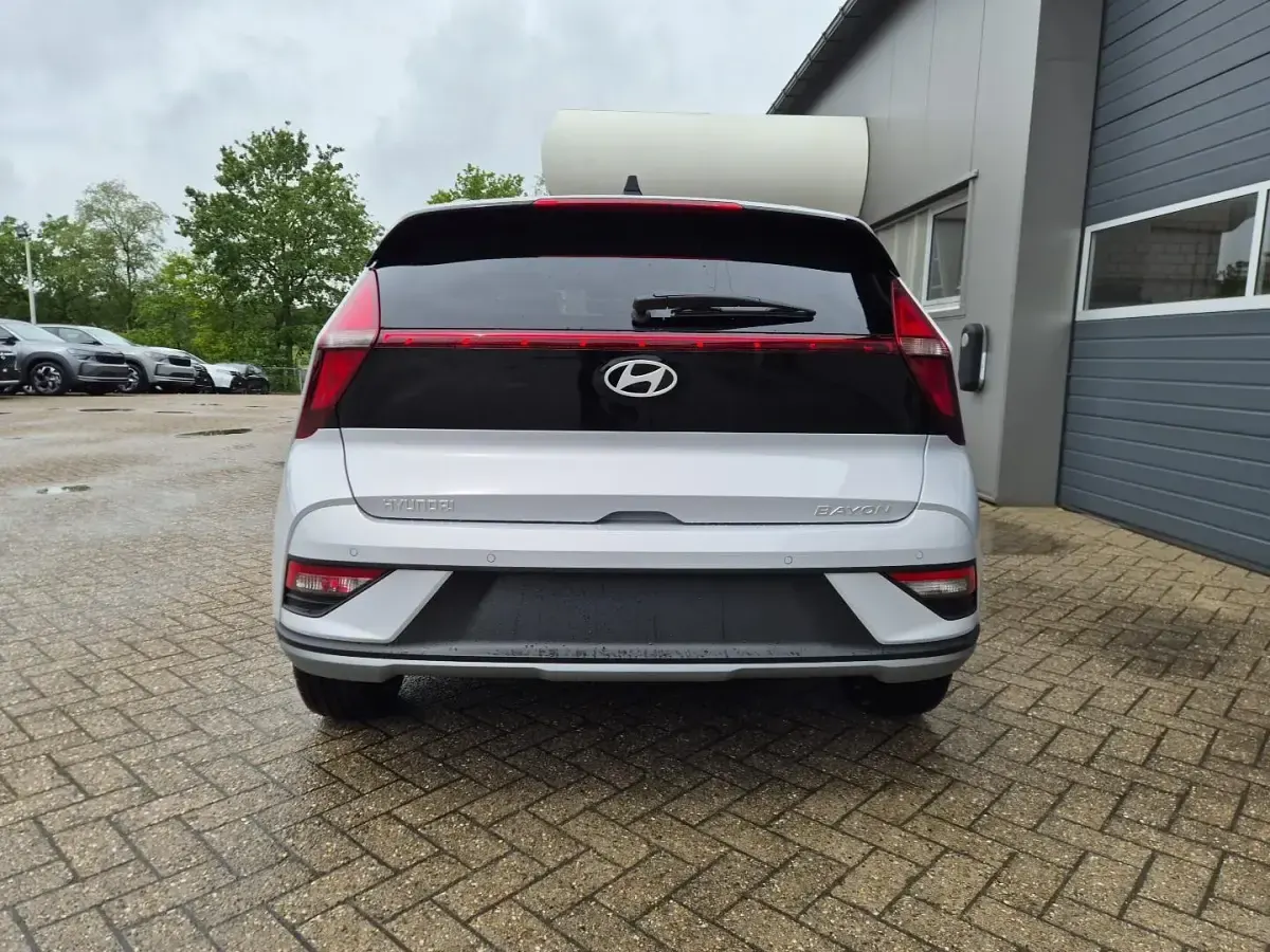 Neu Hyundai Bayon Trend 90 PS (66 kW) 2026 Lumen grey SUV