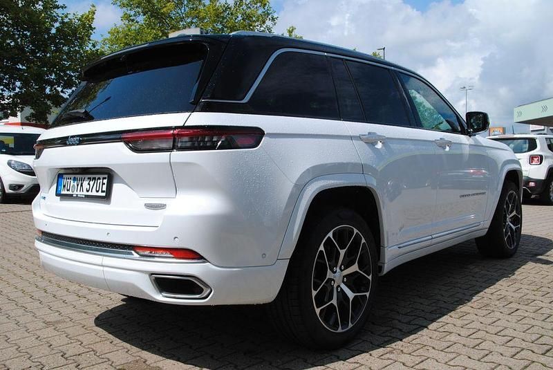 Gebraucht Jeep Grand Cherokee Summit 381 PS (280 kW) 2022 Bright white SUV