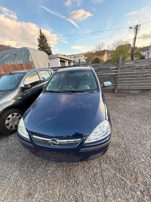 Second-hand Opel Corsa 60 CP (44 kW) 2004 Albastru Hatchback