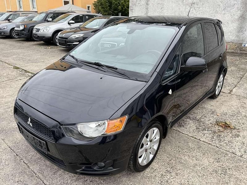 Astro schwarz Gebraucht 2010 Mitsubishi Colt Inform Kleinwagen | 2.999 € (Etwas zu teuer) - Bild 1/4
