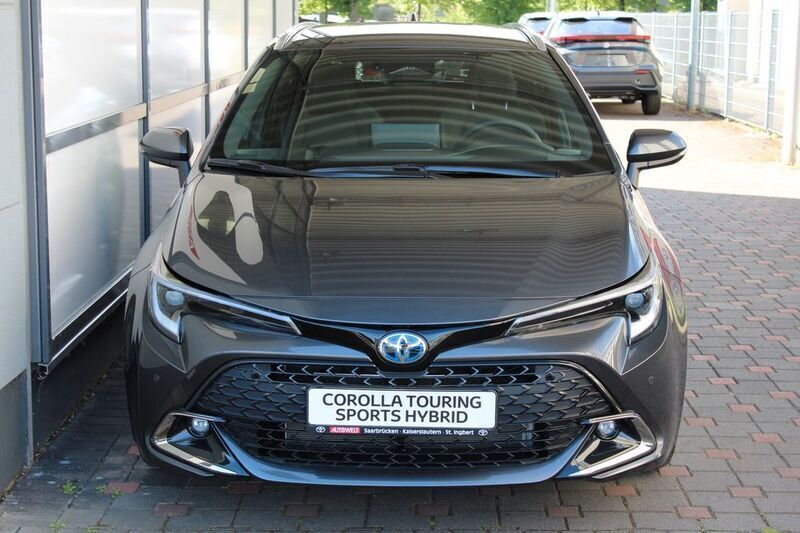 Neu Toyota Corolla 196 PS (144 kW) 2025 Grau Kombi
