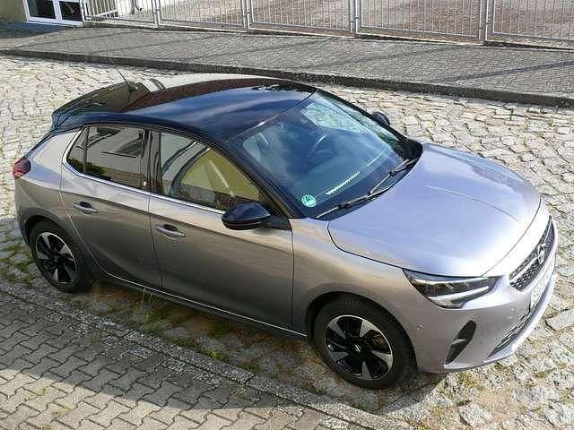 Gebraucht Opel Corsa-e Elegance 100 kW (136 PS) 2022 Grau/quarz silber Kleinwagen