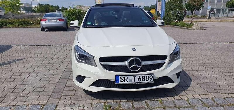 Gebraucht Mercedes CLA180 Shooting Brake AMG line 122 PS (89 kW) 2016 Kombi