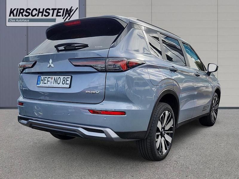 Gebraucht Mitsubishi Outlander P-HEV Intro Edition 306 PS (225 kW) 2025 Grau SUV