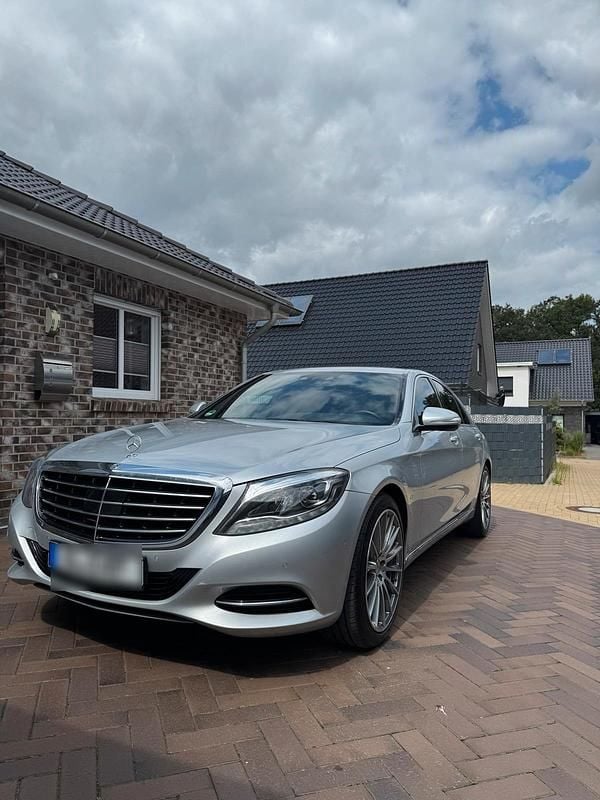 Silber Gebraucht 2014 Mercedes S400 Limousine | 29.999 € - Bild 1/4
