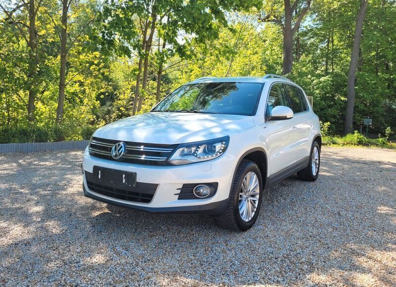 Oryxweiß perlmutteffekt Gebraucht 2015 VW Tiguan Sportline SUV | 11.980 € (Fairer Preis) - Bild 1/4
