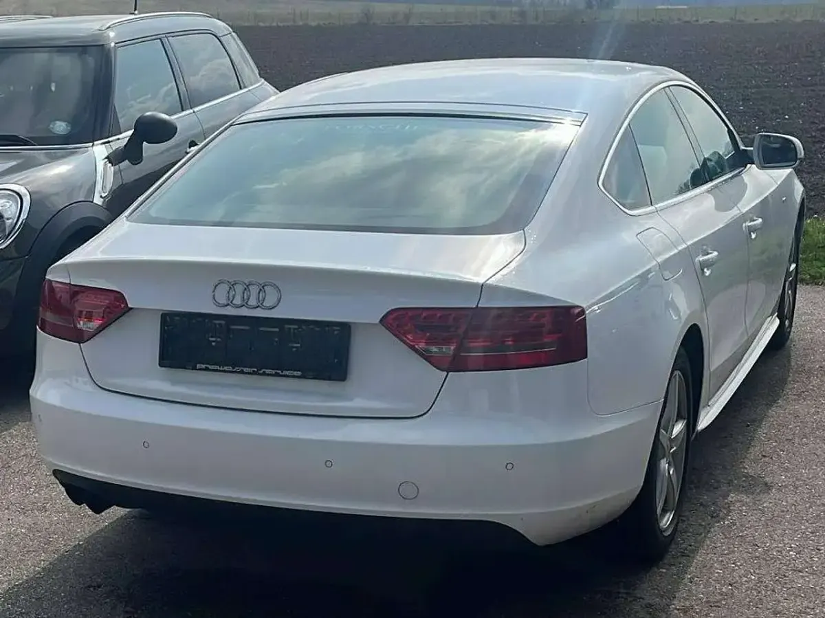 Gebraucht Audi A5 160 PS (117 kW) 2011 Weiß Coupé