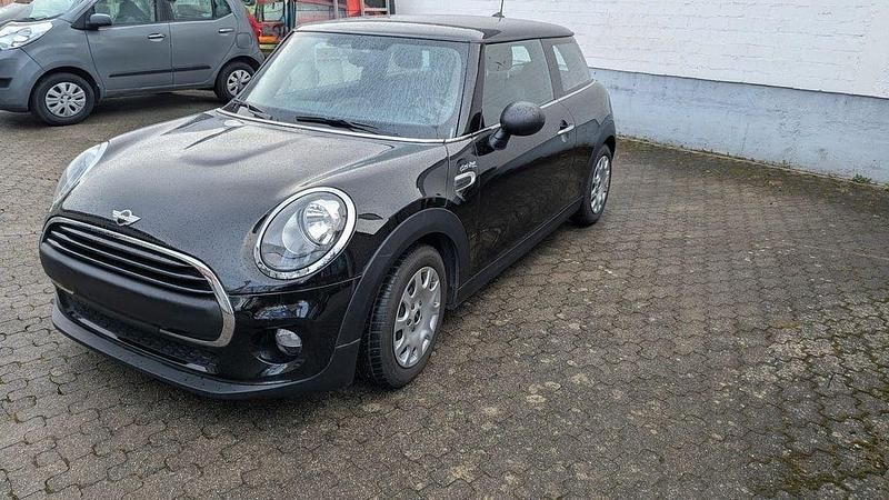 Gebraucht Mini ONE 102 PS (75 kW) 2017 Schwarz Kleinwagen