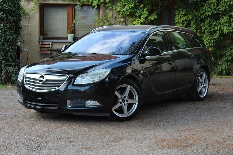 Schwarz Gebraucht 2009 Opel Insignia Edition Kombi | 3.599 € (Fairer Preis) - Bild 1/4