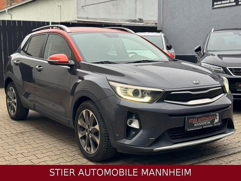 Orange Gebraucht 2018 Kia Stonic Vision SUV | 9.850 € (Superpreis) - Bild 1/4