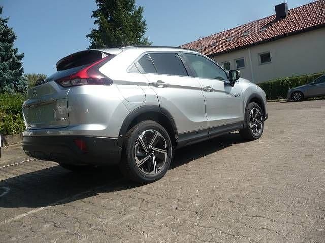Neu Mitsubishi Eclipse Cross Basis 188 PS (138 kW) 2025 Silber SUV