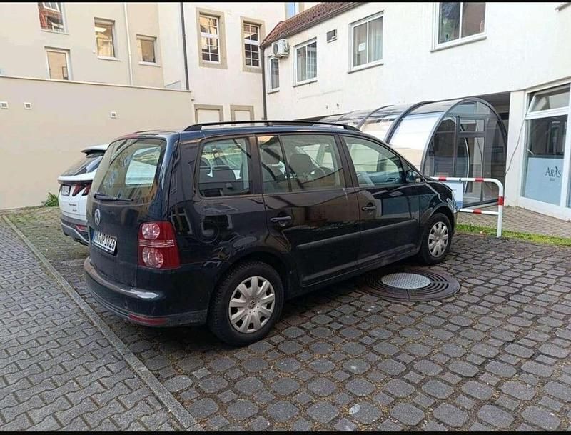 Gebraucht 2007 VW Touran Trendline Van / Kleinbus | 7.500 € - Bild 1/4