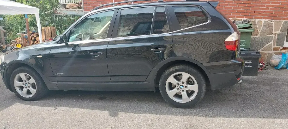 Gebraucht BMW X3 109 PS (80 kW) 2007 Schwarz SUV