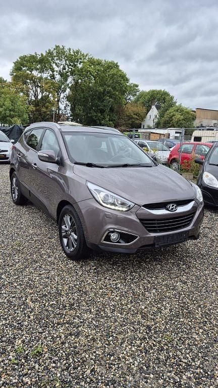 Braun Gebraucht 2014 Hyundai ix35 Trend SUV | 9.800 € (Fairer Preis) - Bild 1/4
