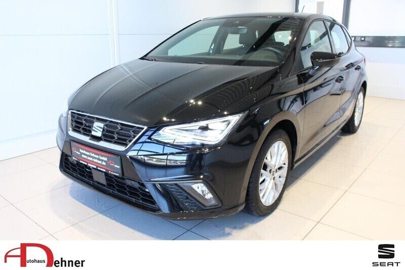 Schwarz Gebraucht 2024 Seat Ibiza FR Limousine | 21.480 € (Teuer) - Bild 1/4