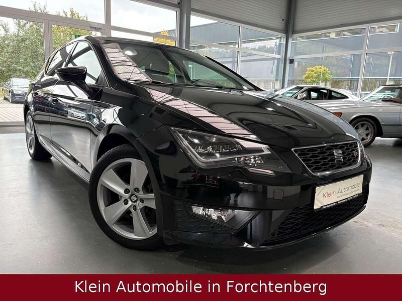 Schwarz Gebraucht 2016 Seat Leon FR-Line Limousine | 11.990 € (Fairer Preis) - Bild 1/4