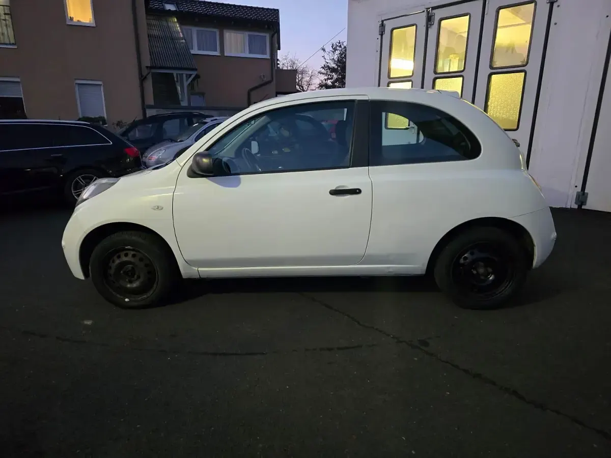 Gebraucht Nissan Micra 64 PS (47 kW) 2010 Weiß Kleinwagen