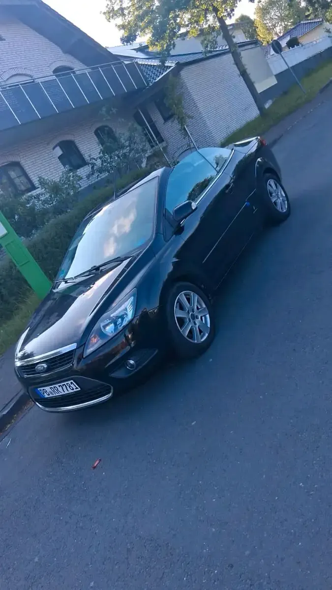 Gebraucht Ford Focus Cabriolet 131 PS (96 kW) 2008 Schwarz Cabrio