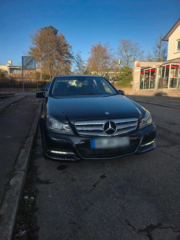 Gebraucht Mercedes C200 190 PS (139 kW) 2011 Schwarz Limousine