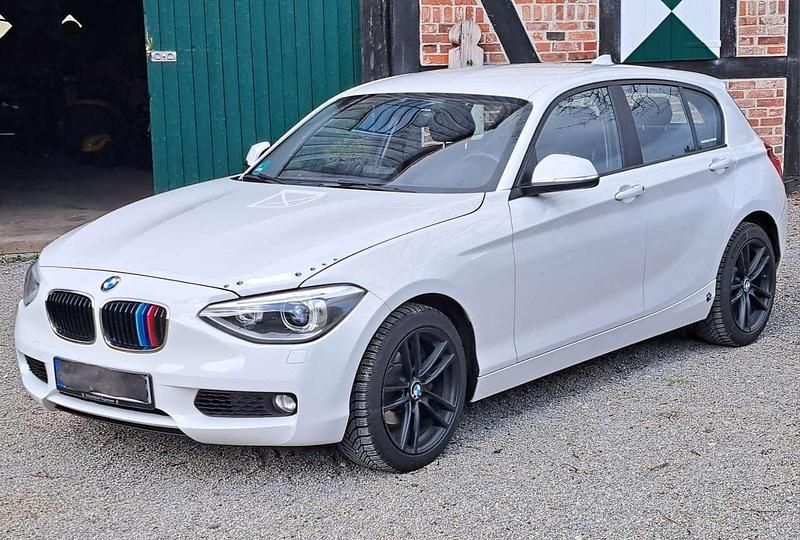 Gebraucht BMW 118 170 PS (125 kW) 2015 Schwarz Kleinwagen