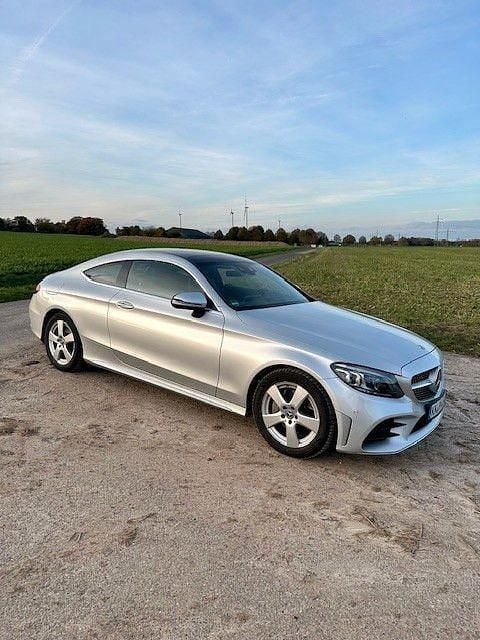 Gebraucht Mercedes C200 AMG line 184 PS (135 kW) 2020 Silber Coupé