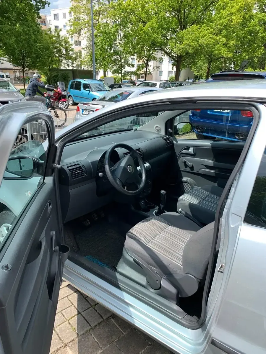 Gebraucht VW Fox 60 PS (44 kW) 2007 Silber Kleinwagen