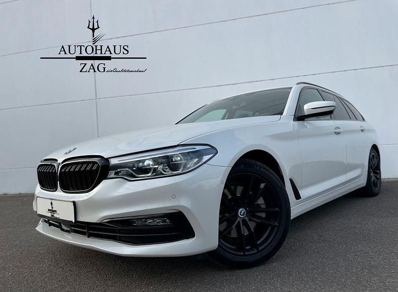 Gebraucht BMW 520 Shadowline 190 PS (139 kW) 2018 Mineralweiss Kombi