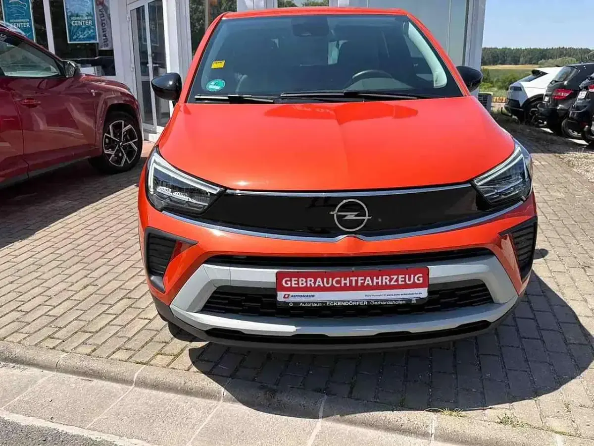 Gebraucht Opel Crossland Elegance 131 PS (96 kW) 2021 Power orange/dynamik orange SUV