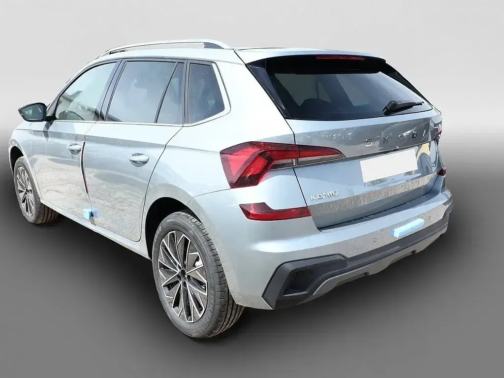 Nowe Skoda Kamiq Dynamic 150 KM (110 kW) 2026 Srebrny SUV