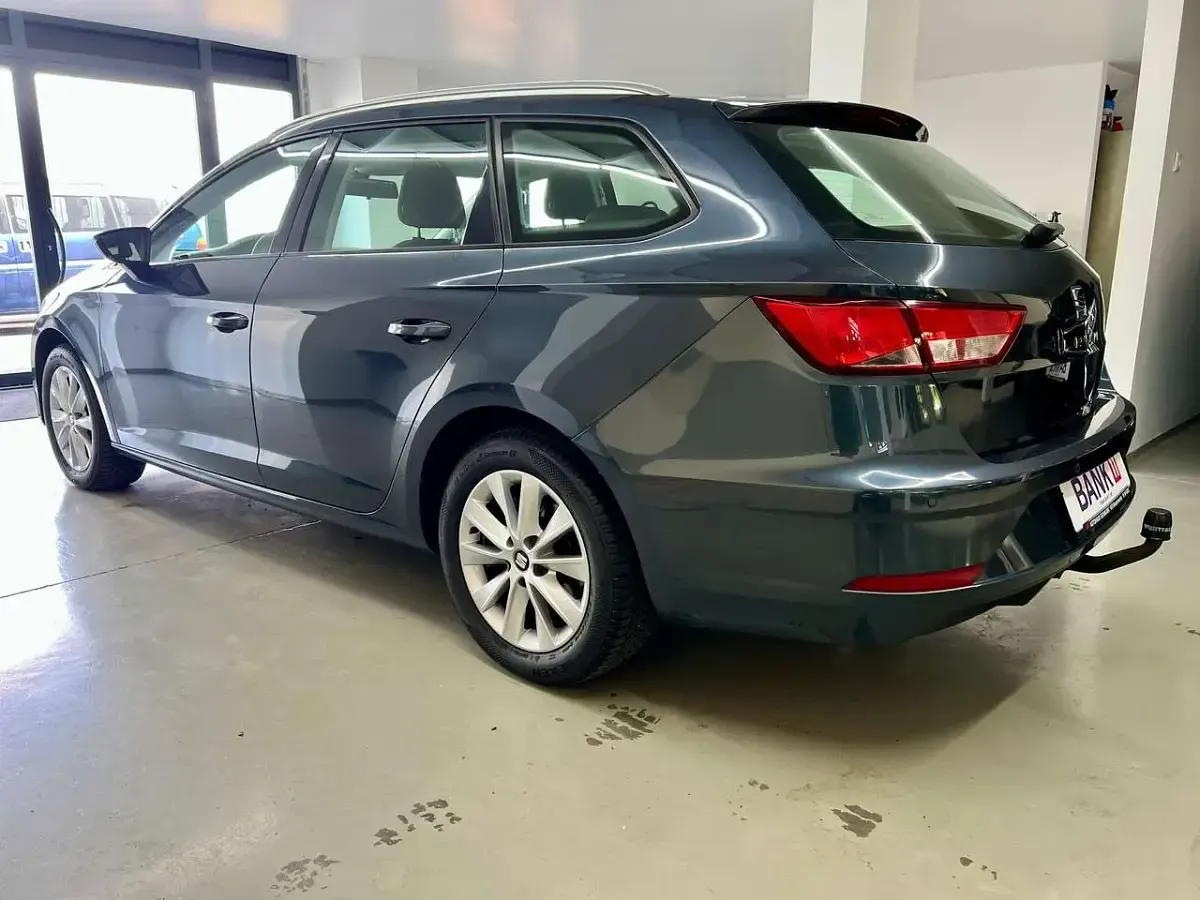 Gebraucht Seat Leon Style 131 PS (96 kW) 2020 "magnetic tech" Kombi