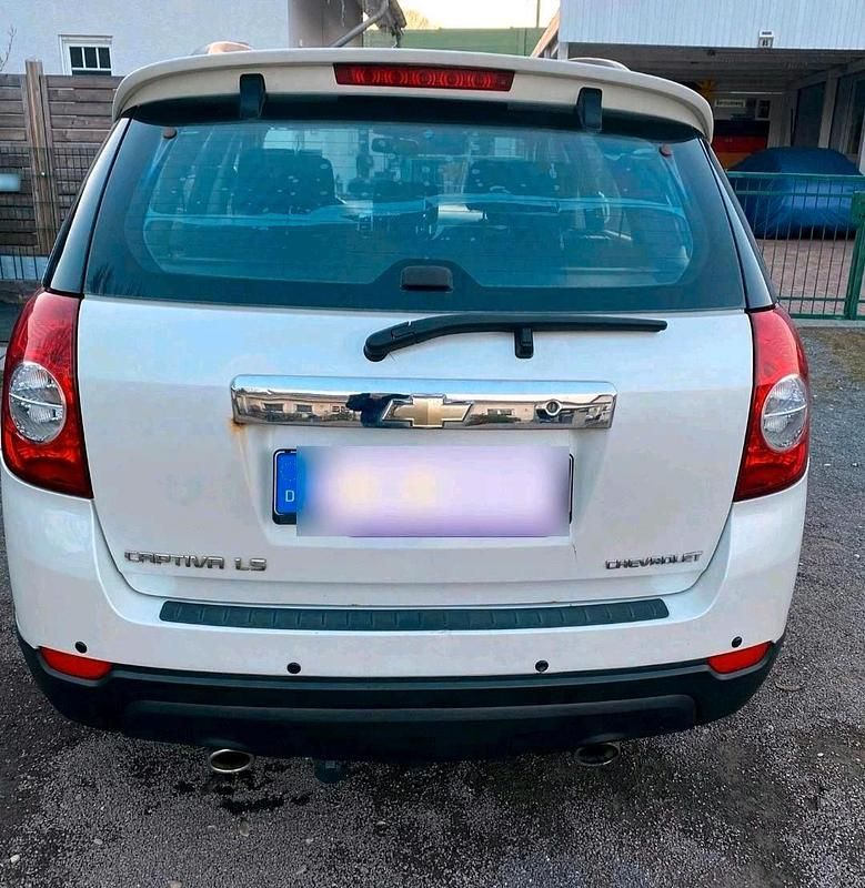 Gebraucht Chevrolet Captiva 134 PS (98 kW) 2010 Weiß SUV