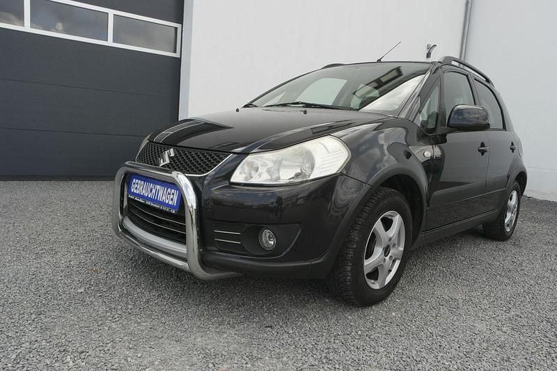 Schwarz Gebraucht 2007 Suzuki SX4 Comfort SUV | 4.990 € (Fairer Preis) - Bild 1/4