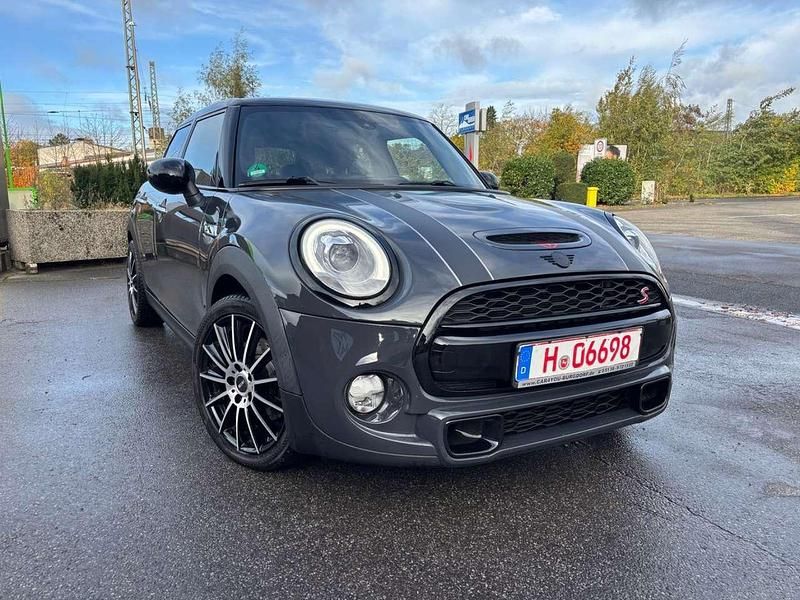 Gebraucht Mini Cooper S Coupé 192 PS (141 kW) 2017 Thundergrey Coupé